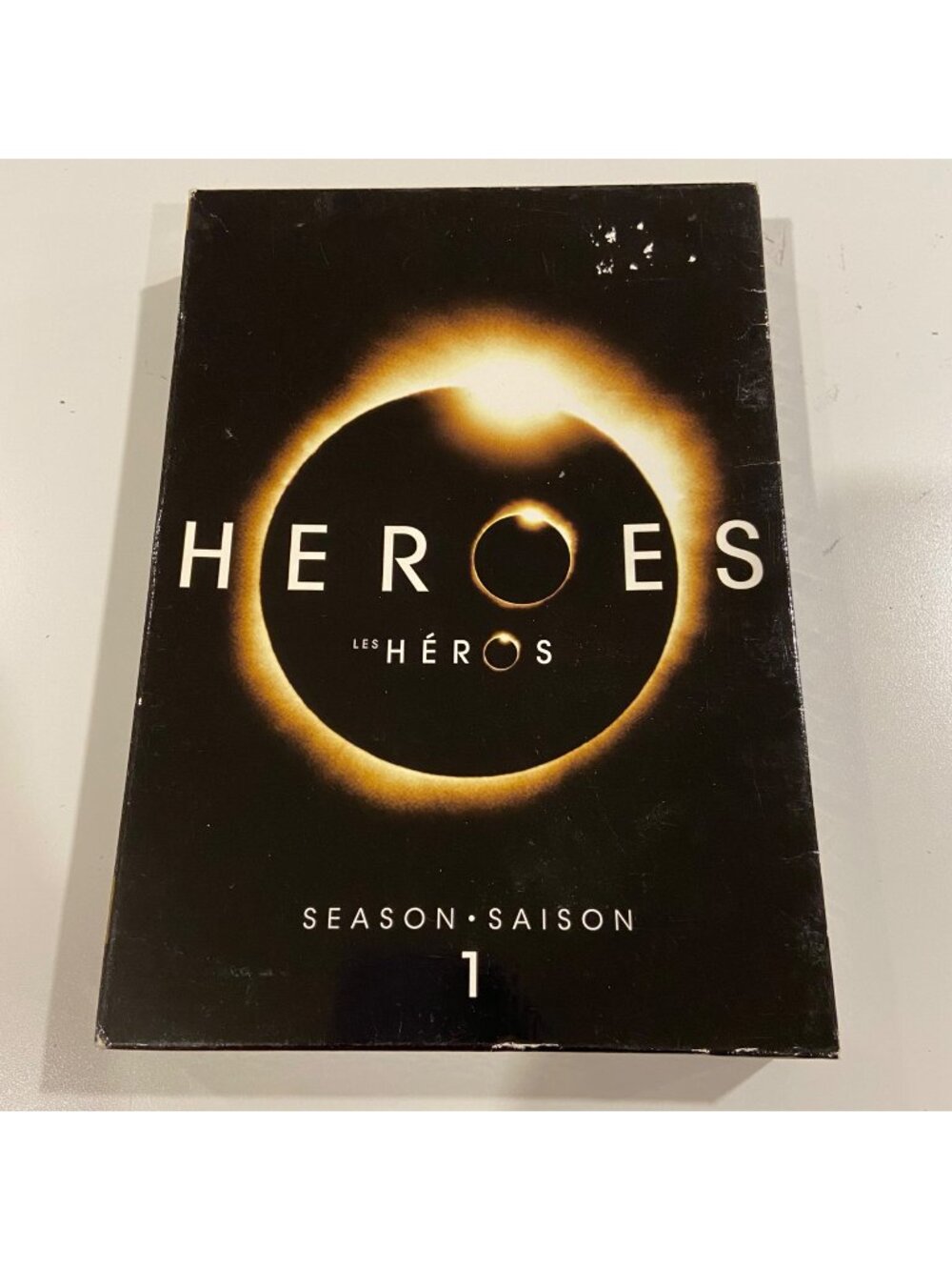 Heroes Season 1 DVD Box Set With Nearly 3 Hours Of Bonus Features & Multilingual